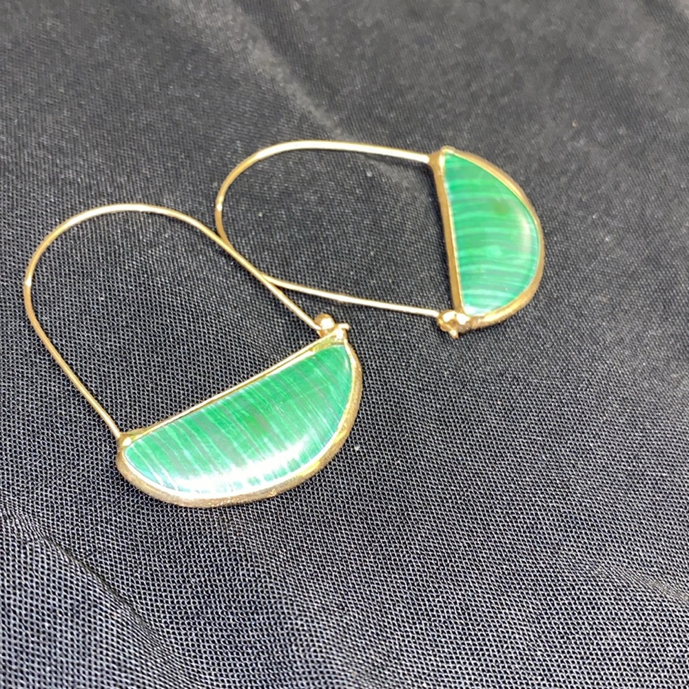 Green earrings - Picture 2 of 5